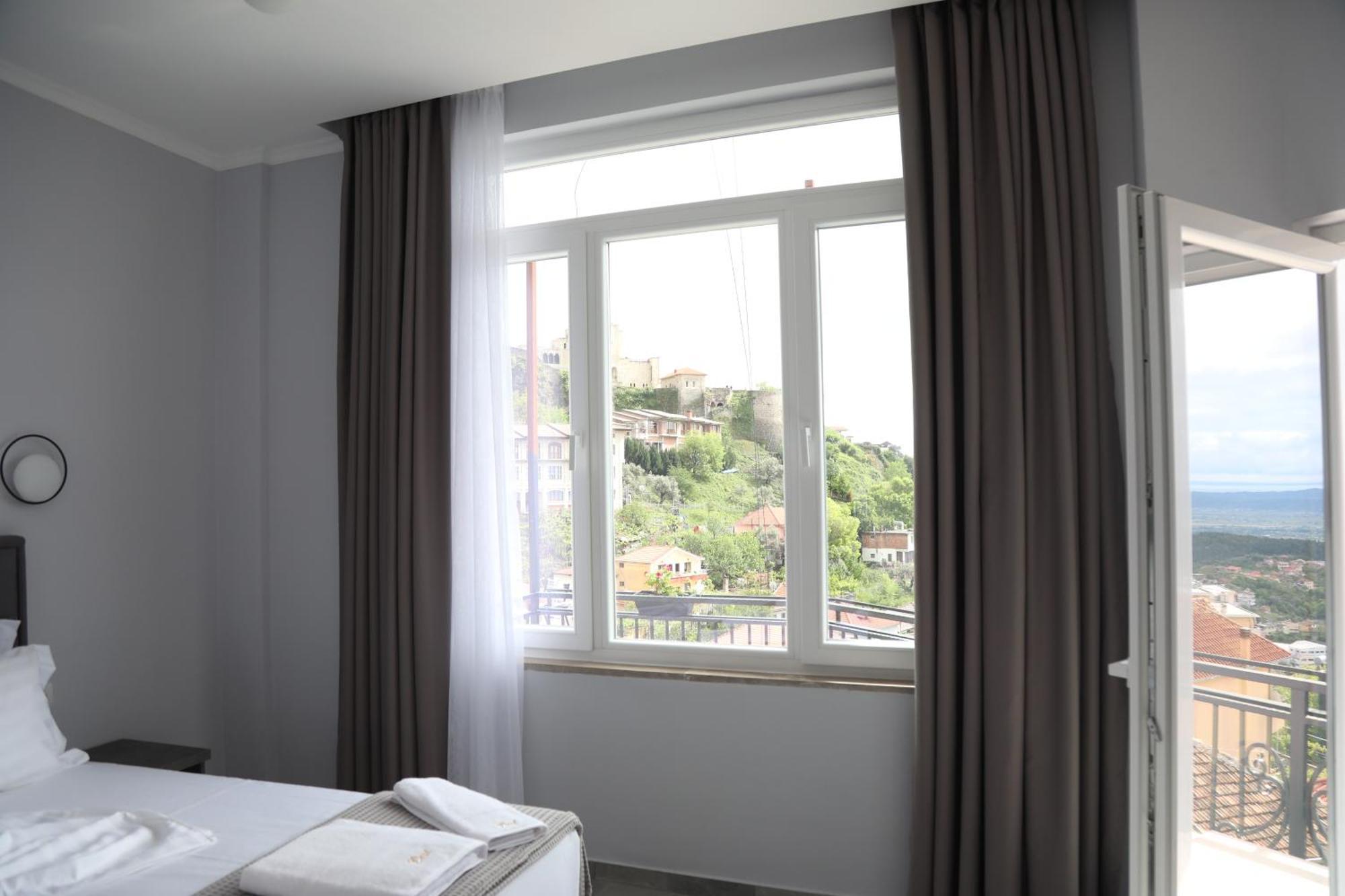 Hotel Deal -Castle View Rooms Krujë Extérieur photo