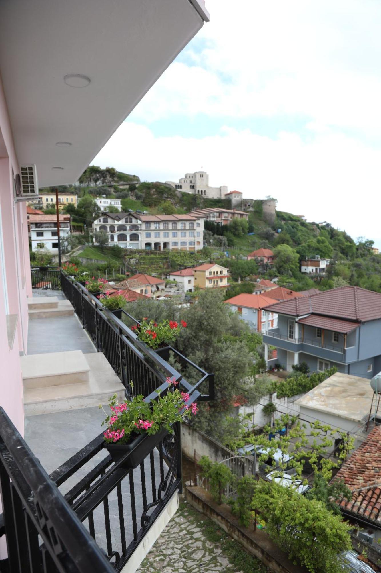 Hotel Deal -Castle View Rooms Krujë Extérieur photo